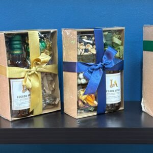 Legado de Cacao 375 ml + 3 acompañamientos (ej. maní, chocolate, frutas deshidratadas, frutos secos)